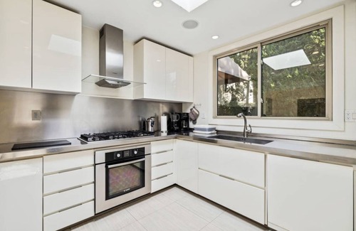Norma Triangle House | 372 m² House ∙ 3 bedrooms ∙ 6 guests