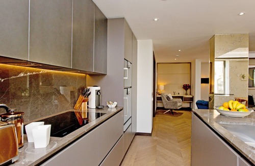Soho Apartment | 37GS Residences