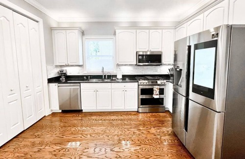 Virginia Park House | 3814 W Obispo St · Exquisite Tampa Home w Office and King Beds