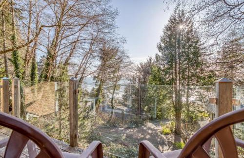 Neahkahnie Beach House | 38445 Reed - Meredith Lodging