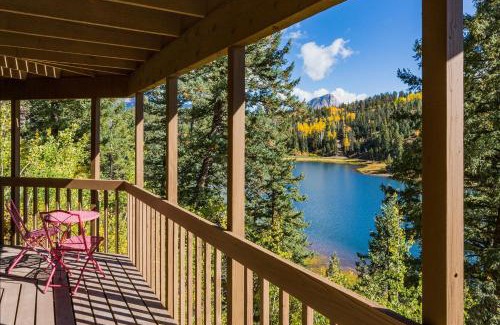 Columbine Lake House | 389 Beaver Circle
