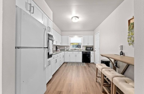 Sioux Falls House | 38th Street Retreat | Close to Central Sioux Falls