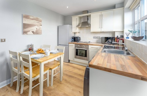 Beadnell Cottage | 39 LONGBEACH DRIVE, family friendly, with a garden in Beadnell