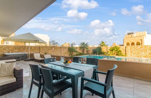 Ggantija Apartment | 390 m² Apartment ∙ 4 bedrooms ∙ 8 guests
