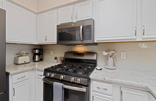 Tucson House | 3B/2b: Near StarrPassResort-Spa-Hike-Bike-Golf-Downtown-UofA-Restaurants-Garage