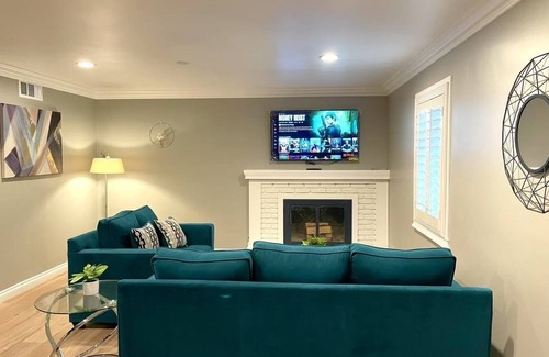 Ontario House | 3B2B Charming Designer Home 24Hours Self Check In Free Parking
