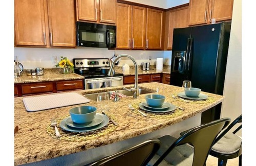 Riverview House | 3BD Cozy Home Away From Home