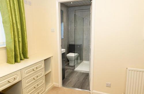 Ridgeway House | 3BD Detatched Home in South Yorkshire