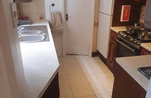 Reading House | 3BD Spacious Home, Convenient Location