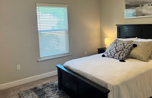 Newberry House | 3bdrm/2 bath home just 16 miles from UF