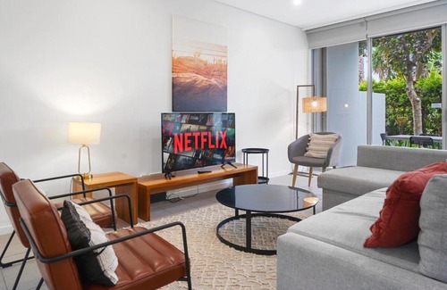 Magenta Shores Apartment | 3BDRM Coastal Oasis in Magenta