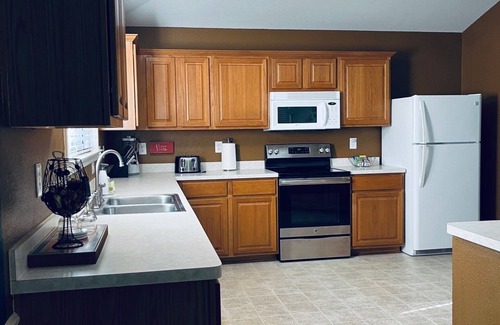 San Antonio House | 3BDRM Single Story home