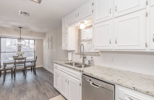 Keller House | 3Bed/2Bath Ranch Home in the Heart of Keller