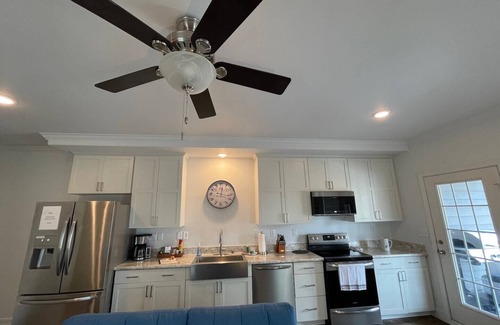 Hermosa House | 3Bed/2Bath with Creek and Open Spaces