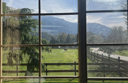 Popkum House | 3bed, Chilliwack Farm house with stunning mountain views