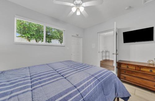 Survey Creek House | 3Bed Modern Home Family Friendly Heated Pool