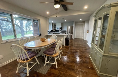 Mineral Wells House | 3BR 2BA house with a beautiful view
