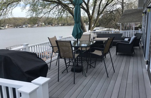 Rocky Mount House | 3BR 2BA Lake of the Ozarks 5.5MM perfect family getaway with an amazing view!