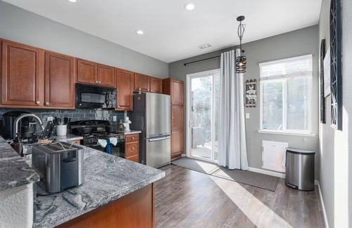 Northwest Reno House | 3BR 2BA, MTN view, relaxing yard