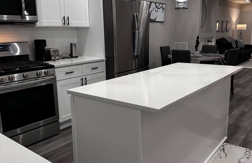 Downtown Baltimore House | 3br 2ba Renovated Townhome 3mi from Inner Harbor, M&T Stadium & Orioles Park