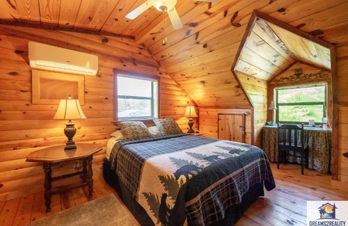 Mountain View House | 3BR Cabin On the White River with Boat Launch - Great Fishing - CCWC
