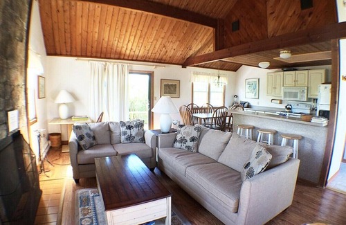 Madaket Cottage | 3BR cottage with yard, walk to private or public Madaket beaches