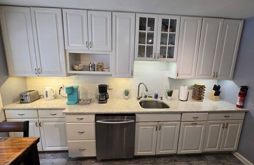Kemp Mill Cottage | 3BR Cozy, Private and Spacious Family House with plenty of Amenities.