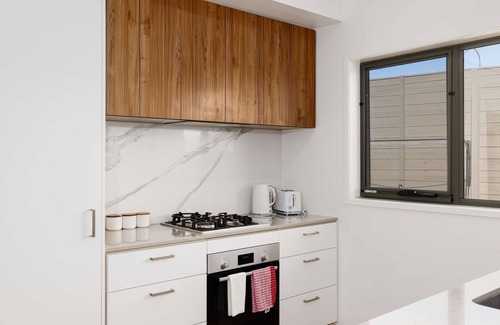 Gold Coast House | 3BR Cozy Retreat in Hope Island, Family-frendly