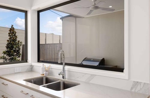 Gold Coast House | 3BR Cozy Retreat in Hope Island, Family-frendly