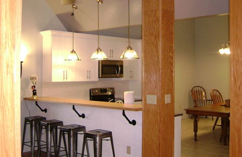 Mohawk Apartment | 3BR FACTORY LOFT AT THE MOHAWK ANTIQUES MALL/RIGHT OFF EXIT 30 NYS THRUWAY!