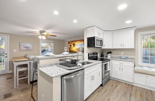 Palm Harbor House | 3BR Guest Escape with Pool and Theater