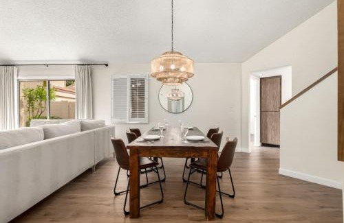 North Mountain House | 3BR Home Garage Parking Pool and Gated Yard
