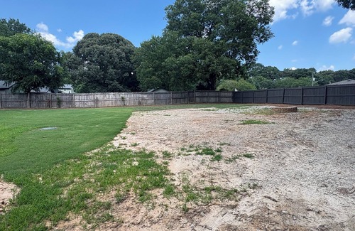 Snellville House | 3BR home-Near Hospital & Shops