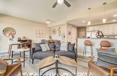 Northgate House | 3BR Modern Haven, Work, Play & Relax
