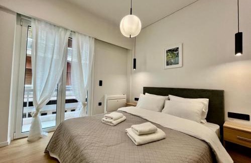 Neapoli Apartment | 3BR Modern & Spacious apt