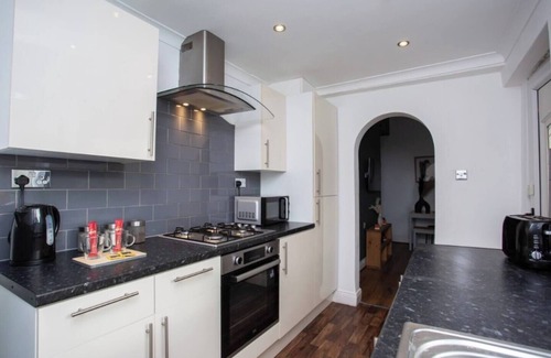 Sunderland House | 3BR Retreat | High Barnes | Wifi
