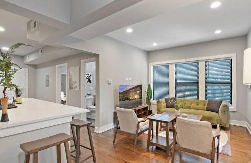 East Albany Park Apartment | 3BR Spacious Apartment with In-Unit Laundry - Kedzie 3F