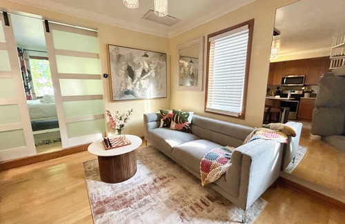 Ampere House | 3BR Spiral staircase Loft