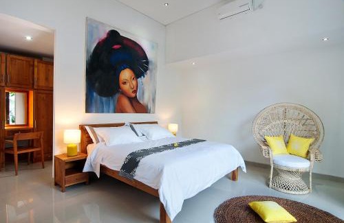 Kerobokan Villa | 3BR Villa Erja - Minggu Villas
