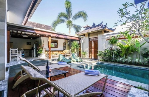 Laksmana Villa | 3BR Villa Right By Ku De Ta & The Beach, Seminyak! 1Min Drive To Eat Street!