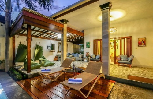 Laksmana Villa | 3BR Villa Right By Ku De Ta & The Beach, Seminyak! 1Min Drive To Eat Street!