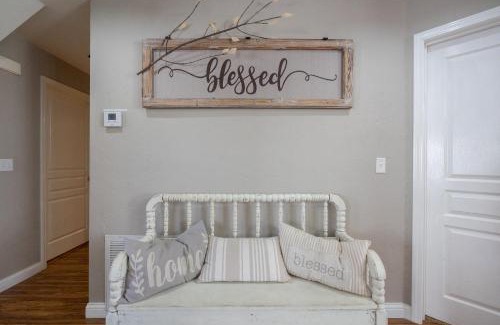 Branson House | 3BR with Loft - Near The Strip - FREE TICKETS INCLUDED - FW2-6