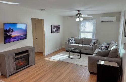 Port Royal House | 3Min To Parris Island. Pets Yes