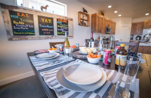 Kanab House | 3x3 Sanctuary at Kanab - New West Properties