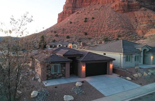 Kanab House | 3x3 Sanctuary at Kanab - New West Properties
