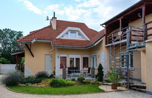 Gyula Apartment | 4 Évszak Apartman