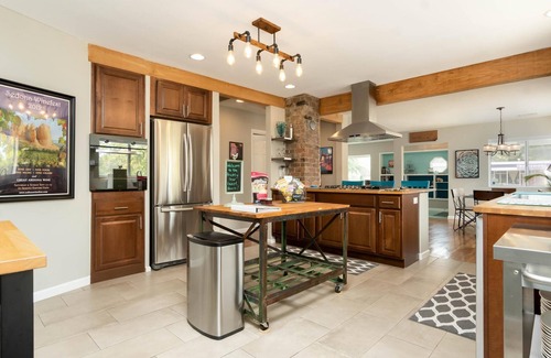 Cottonwood House | 4-5 Bedroom Private Oasis in Old Town Cottonwood Walk to Tasting Rooms & Shops!