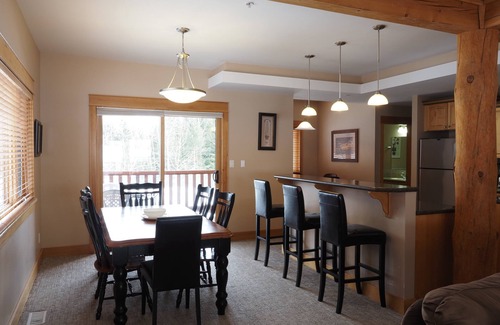 Rossland House | 4 BD/3BA Redstone Chalets E