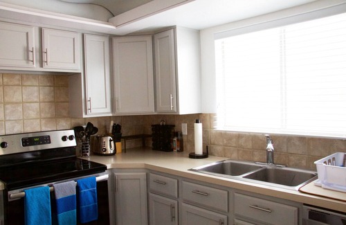 Hillcrest House | 4 bd 4ba house near University Mall