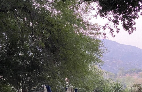 Monrovia House | 4 Bd house/sleeps 9/near DTLA/Universal/Rose Bowl/garage w/EV charger.